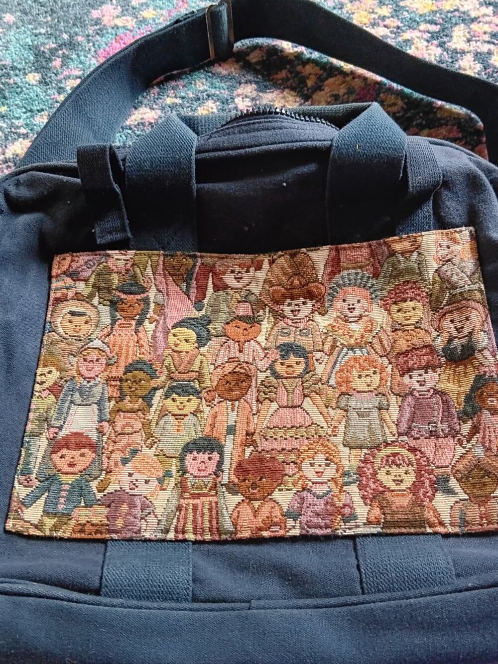 TEACHER'S BRIEFCASE